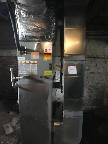 4 Fairview Ave, Somerville Boro, NJ 08876