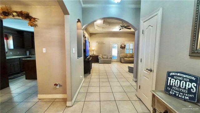 467 Edgewood Avenue, Edinburg, TX 78541