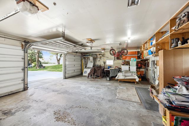 4828 Valley View Road, Edina, MN 55424