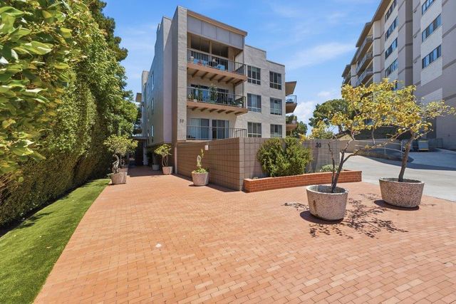 30 Mounds Road 402, San Mateo, CA 94402