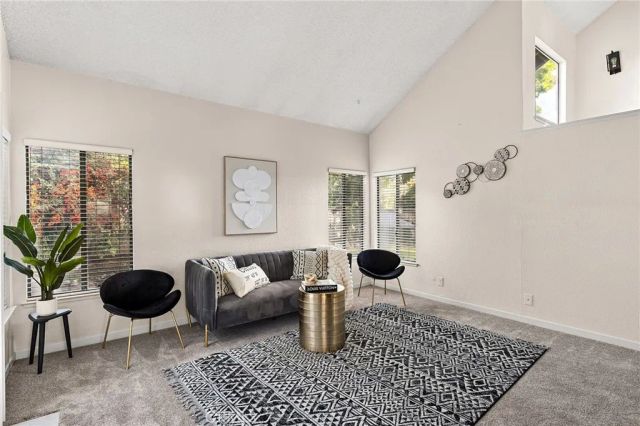 32 Alameda Park Circle, Chico, CA 95928