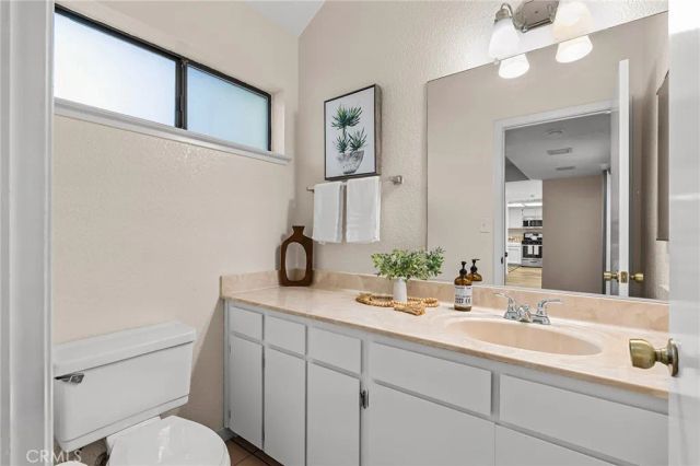 32 Alameda Park Circle, Chico, CA 95928