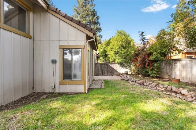32 Alameda Park Circle, Chico, CA 95928