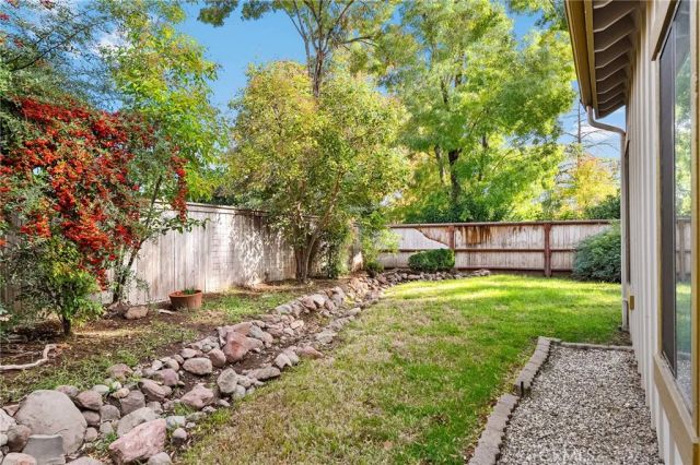 32 Alameda Park Circle, Chico, CA 95928