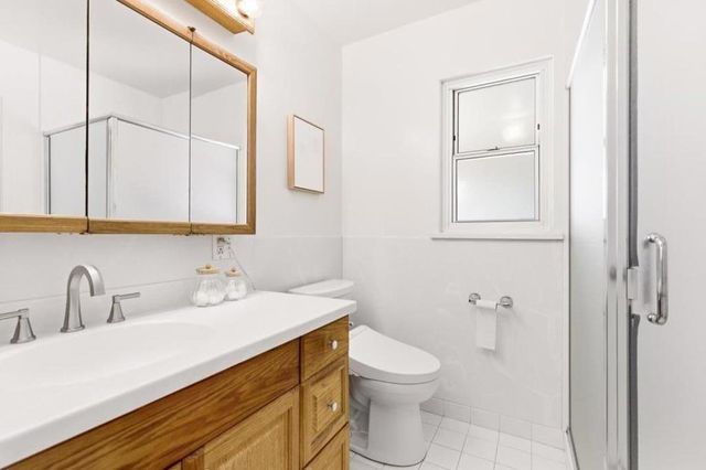 1746 Quesada Way, Burlingame, CA 94010
