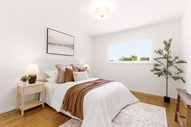 1746 Quesada Way, Burlingame, CA 94010