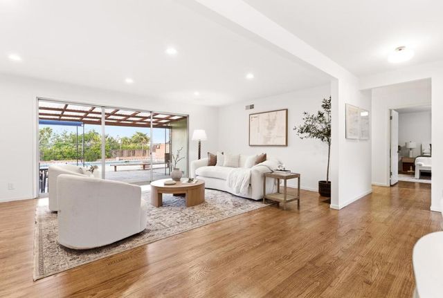 1746 Quesada Way, Burlingame, CA 94010