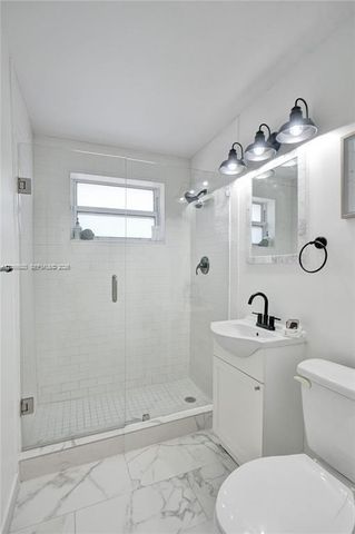 1808 NE 11th Ave 1, Fort Lauderdale, FL 33305