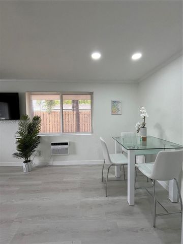 1808 NE 11th Ave 1, Fort Lauderdale, FL 33305
