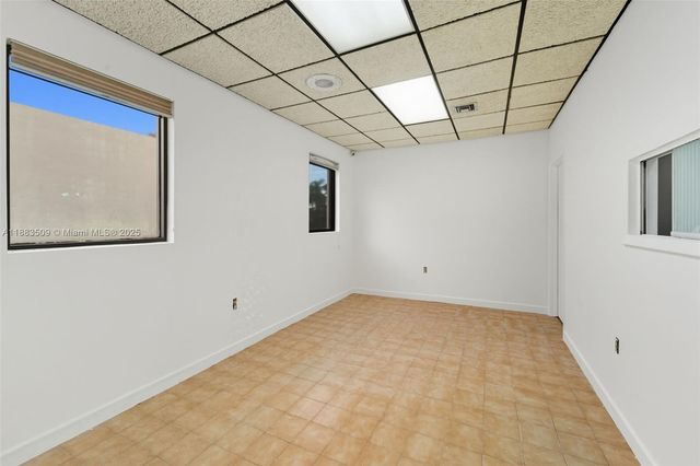 3944 W Flagler St, Miami, FL 33134