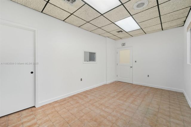 3944 W Flagler St, Miami, FL 33134