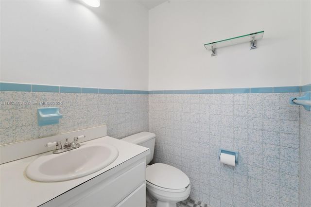 3944 W Flagler St, Miami, FL 33134