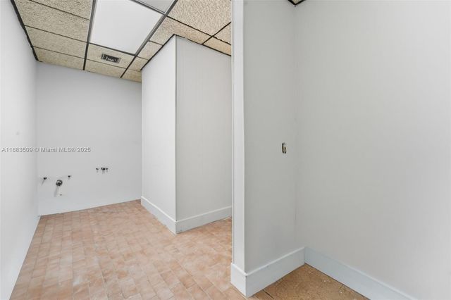 3944 W Flagler St, Miami, FL 33134