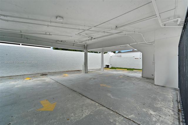 3944 W Flagler St, Miami, FL 33134