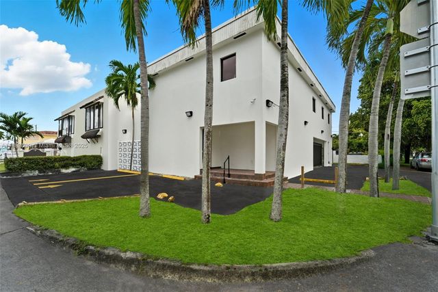 3944 W Flagler St, Miami, FL 33134