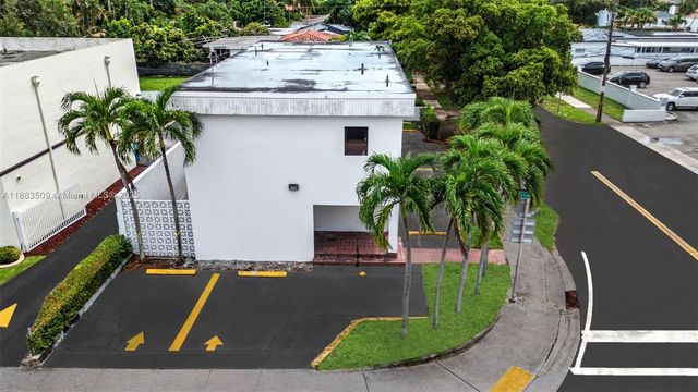 3944 W Flagler St, Miami, FL 33134