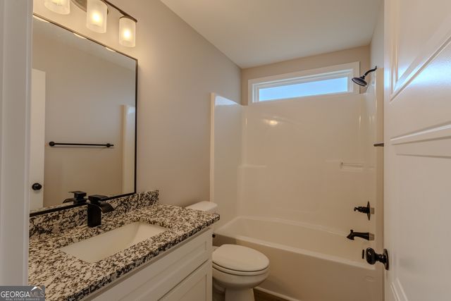 150 Long Pines Circle, East Dublin, GA 31027