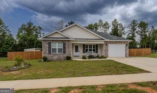150 Long Pines Circle, East Dublin, GA 31027