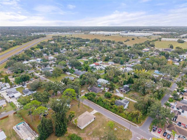 1925 34TH AVENUE E, Bradenton, FL 34208