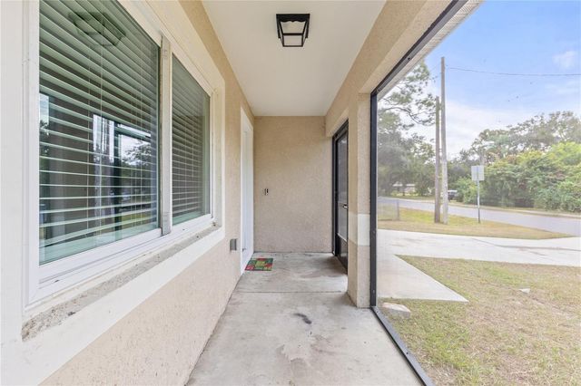 1925 34TH AVENUE E, Bradenton, FL 34208