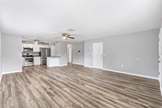 1925 34TH AVENUE E, Bradenton, FL 34208