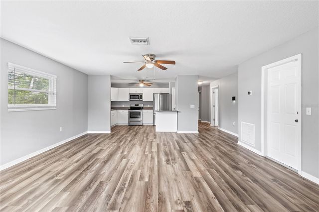 1925 34TH AVENUE E, Bradenton, FL 34208