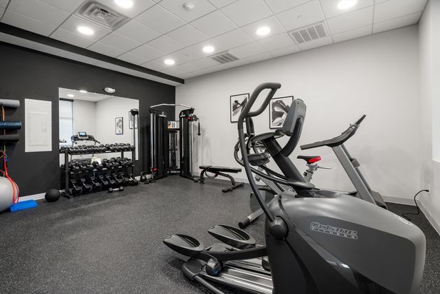10 Somerset 305, Winthrop, MA 02152