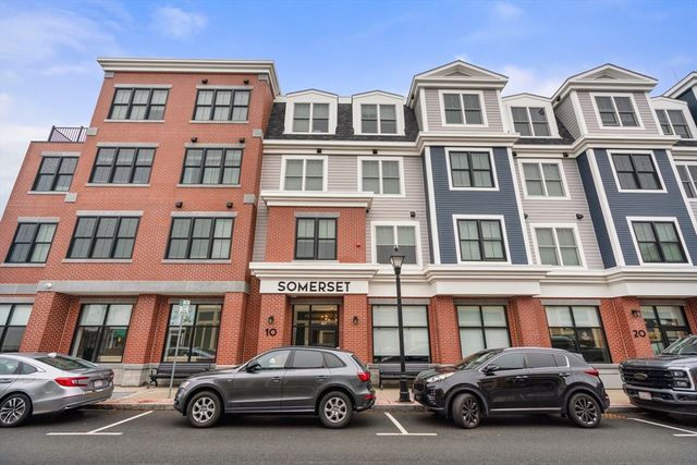 10 Somerset 305, Winthrop, MA 02152