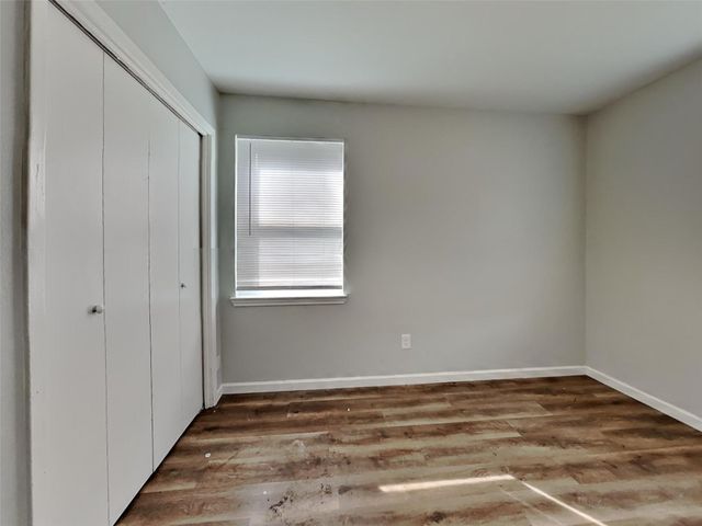 1340 E Park Drive, Mesquite, TX 75149