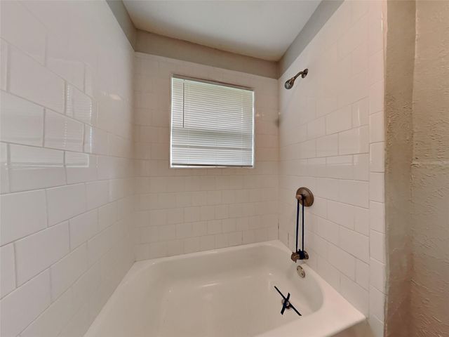 1340 E Park Drive, Mesquite, TX 75149