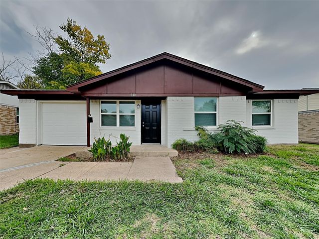 1340 E Park Drive, Mesquite, TX 75149