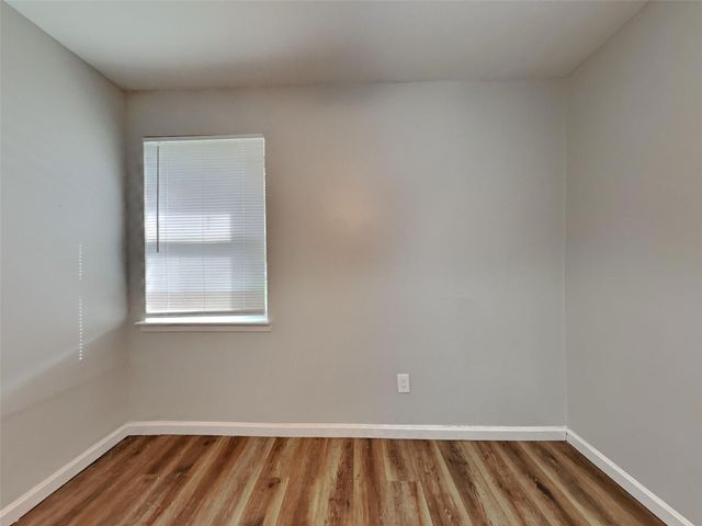1340 E Park Drive, Mesquite, TX 75149