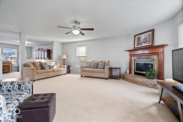 12607 Courage Crossing, Fishers, IN 46037