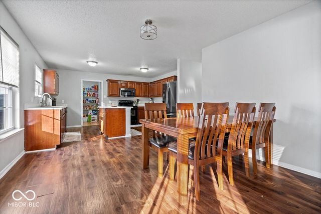 12607 Courage Crossing, Fishers, IN 46037