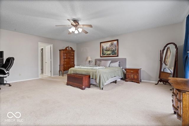 12607 Courage Crossing, Fishers, IN 46037