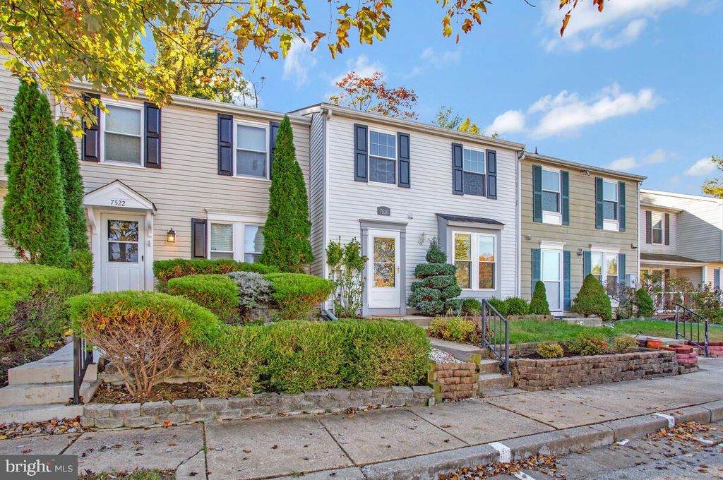 7520 SUMMER BLOSSOM LN, Columbia, MD 21046