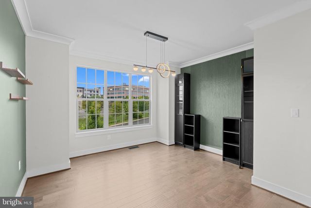 5284 RIDGEVIEW RETREAT DR, Chantilly, VA 20151