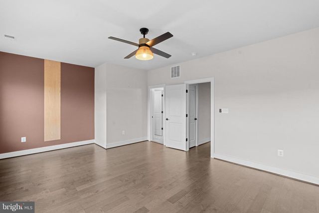 5284 RIDGEVIEW RETREAT DR, Chantilly, VA 20151