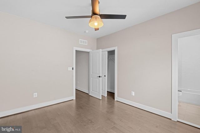 5284 RIDGEVIEW RETREAT DR, Chantilly, VA 20151