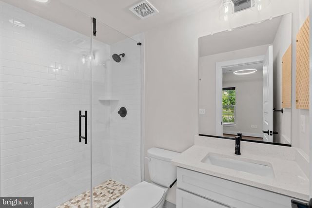 5284 RIDGEVIEW RETREAT DR, Chantilly, VA 20151