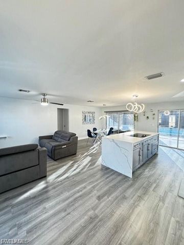 1206 SE 23rd PL, Cape Coral, FL 33990