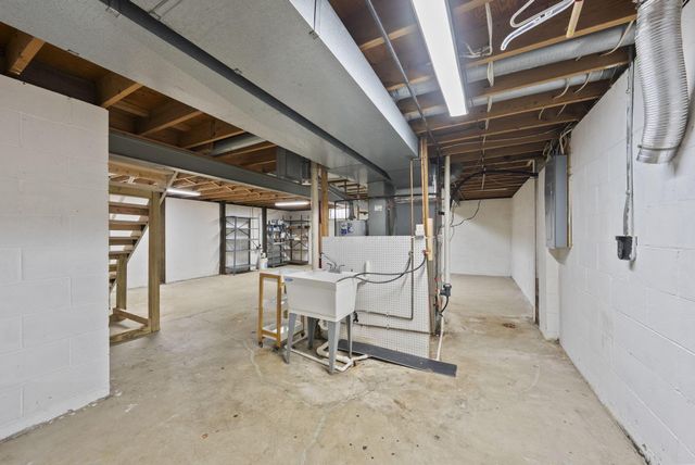 705 Timberlake Drive, Westerville, OH 43081