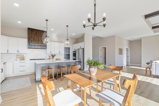 8485 E Deer Run, Bel Aire, KS 67226