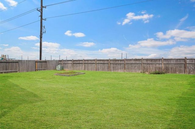30125 Prairie Creek Court, Brookshire, TX 77423