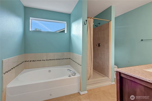 26407 118th Place SE, Kent, WA 98030