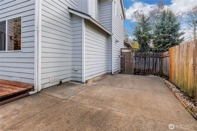 26407 118th Place SE, Kent, WA 98030