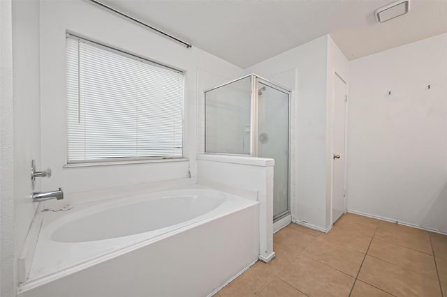 2446 Kenbridge Drive, Houston, TX 77067