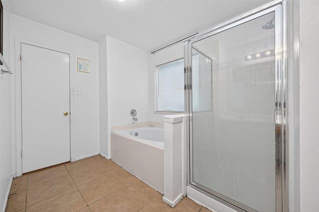 2446 Kenbridge Drive, Houston, TX 77067