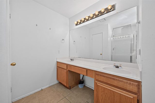 2446 Kenbridge Drive, Houston, TX 77067