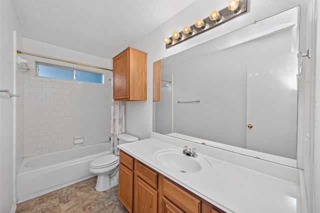 2446 Kenbridge Drive, Houston, TX 77067